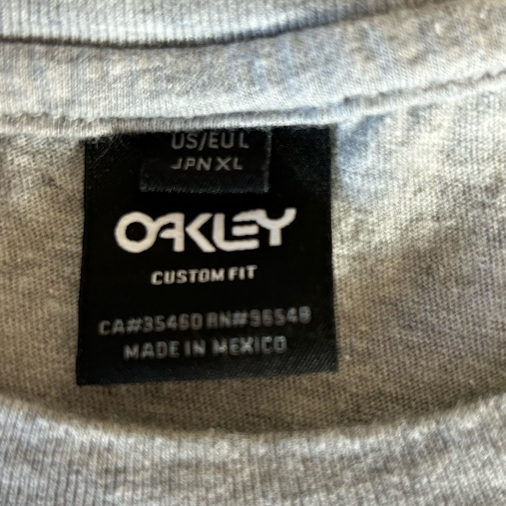 Oakley Mens Long Sleeve T-Shirt Gray Heather Graphic Crew Neck XL Regular Fit - Picture 7 of 7